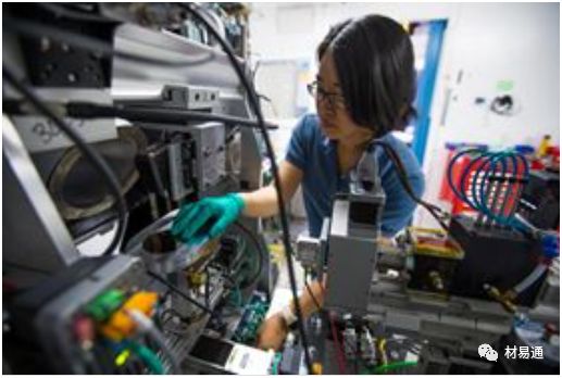 1525759186102100.jpg 1.jpg